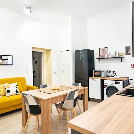 Harmony - Via Bottego - Fra Centro Storico E Mare Apartment